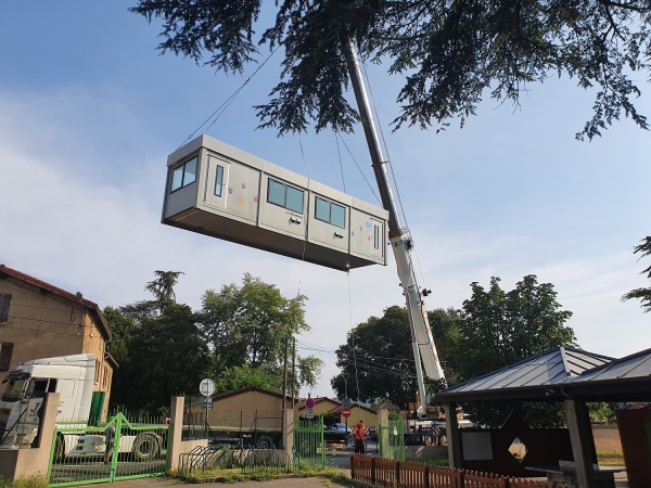 Installation du modulaire à l'école