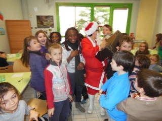 Le repas de Noêl 2012 à la cantine scolaire