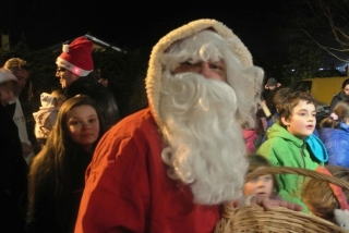 Père Noêl place Ringsheim le 6 décembre 2013