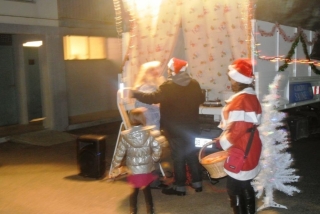 Père Noêl a la Plaine  le 7 décembre 2013