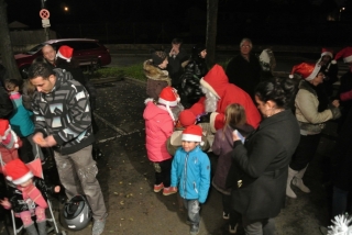 Le Père Noêl place de Ringhseim le 5 décembre 2014