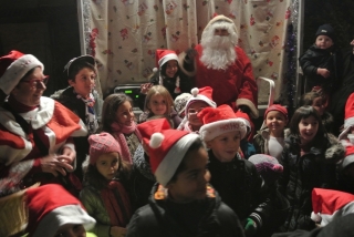 Le Père Noêl place de Ringhseim le 5 décembre 2014