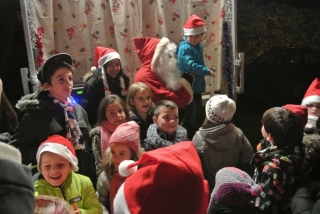 Le Père Noêl place de Ringhseim le 5 décembre 2014