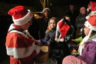 Le Père Noêl place de Ringhseim le 5 décembre 2014