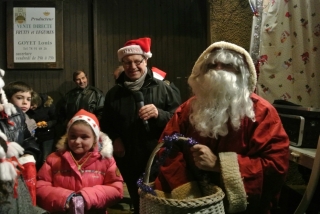 Le Père Noêl place Guillon le 20décembre