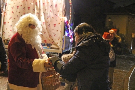 Père Noêl place Élie Guillon, 22 décembre 2017