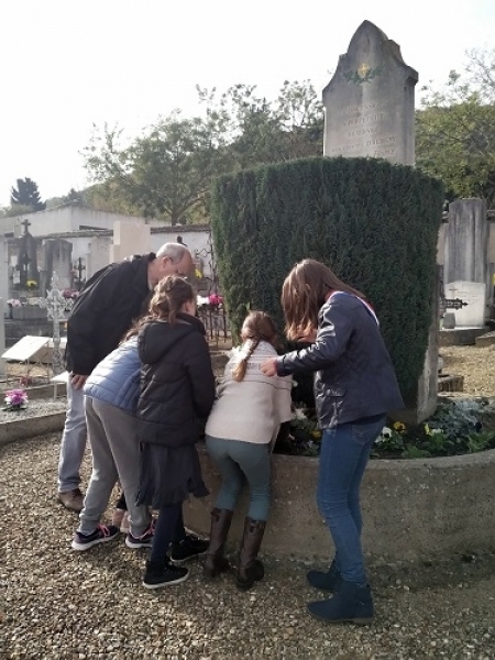 Dépôt gerbe le 1er novembre 2017 au cimetière