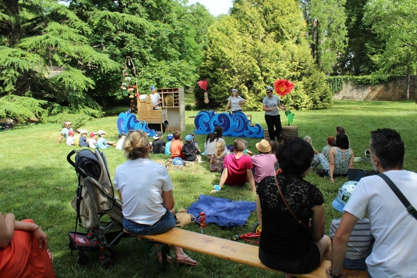 L'histoire de Reine et des pirates 'tous au parc)