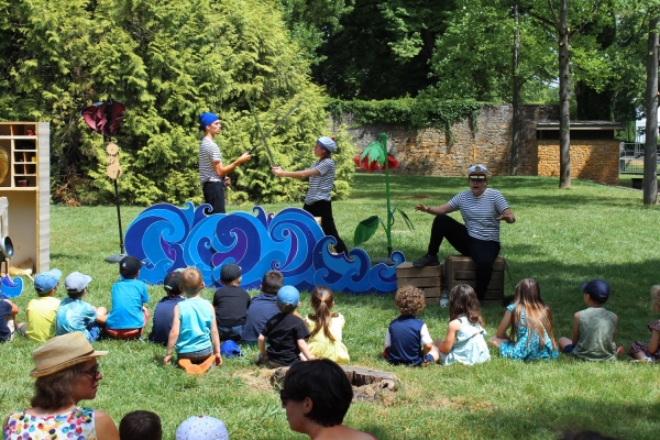 L'histoire de Reine et des pirates 'tous au parc)