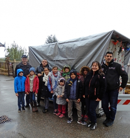 Dco du camion et Pre Nol  le 8 dcembre