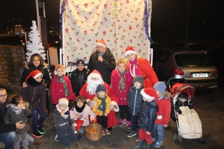 PÃ¨re NoÃ«l  le 10 dÃ©cembre 2016  Ã  Villevert