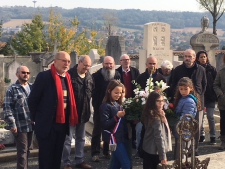 Dépôt gerbe le 1er novembre 2017 au cimetière