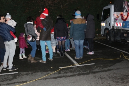 Père Noêl place de Ringsheim le 9 décembre 2017