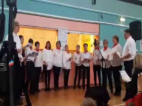 Chorale d'Albigny Danse au marchÃ© de NoÃ«l 2016
